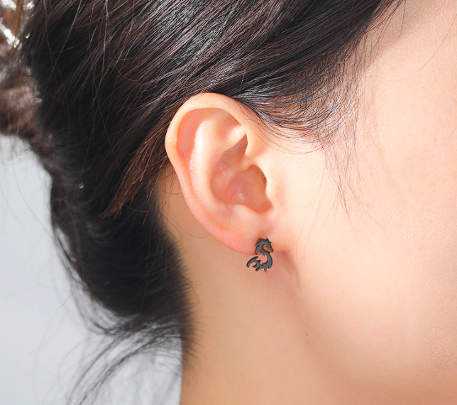 Aretes Dragón