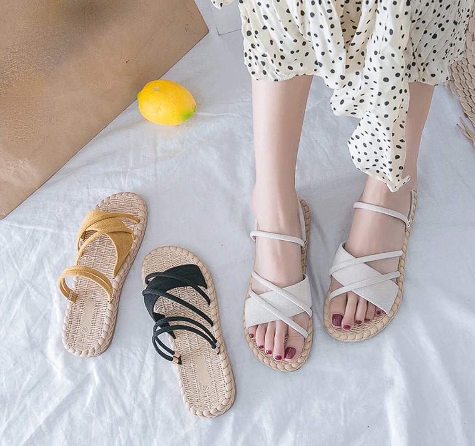 Sandalias / Colores disponibles