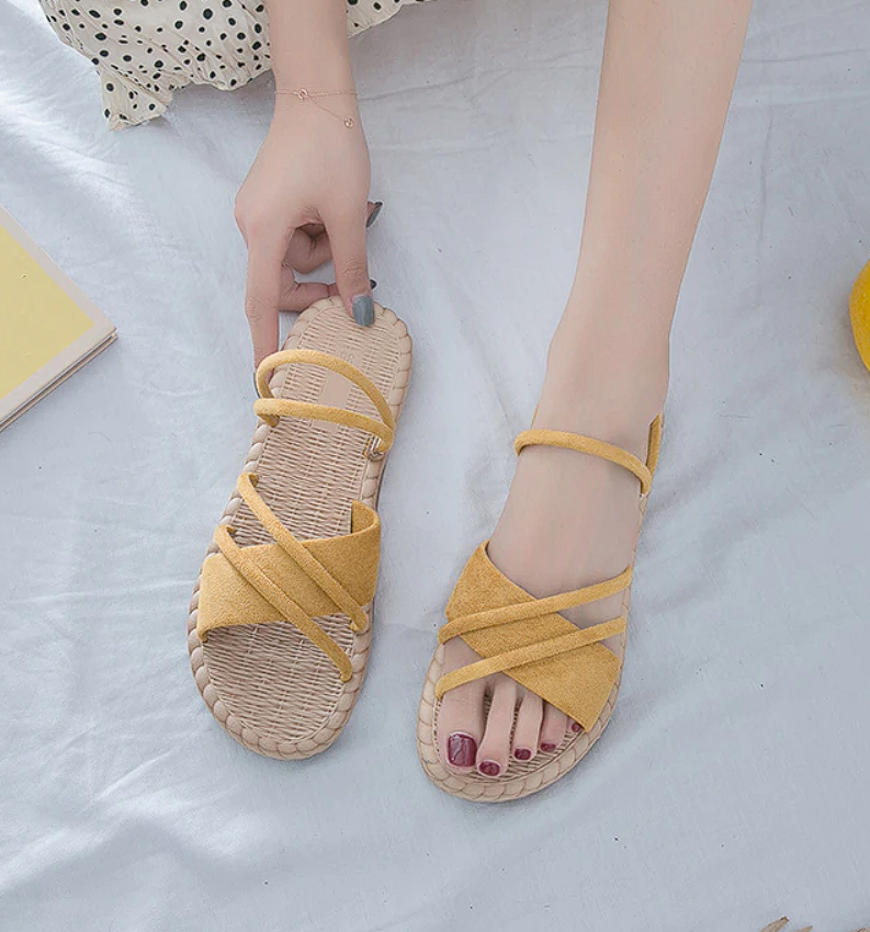 Sandalias / Colores disponibles