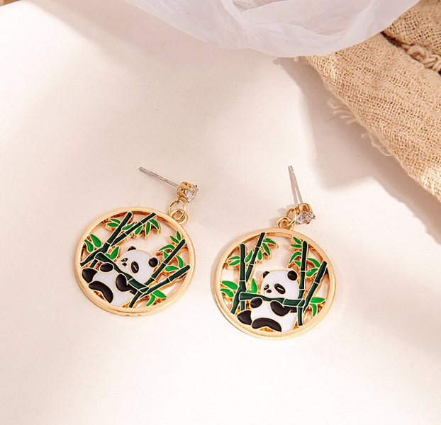 Aretes Panda