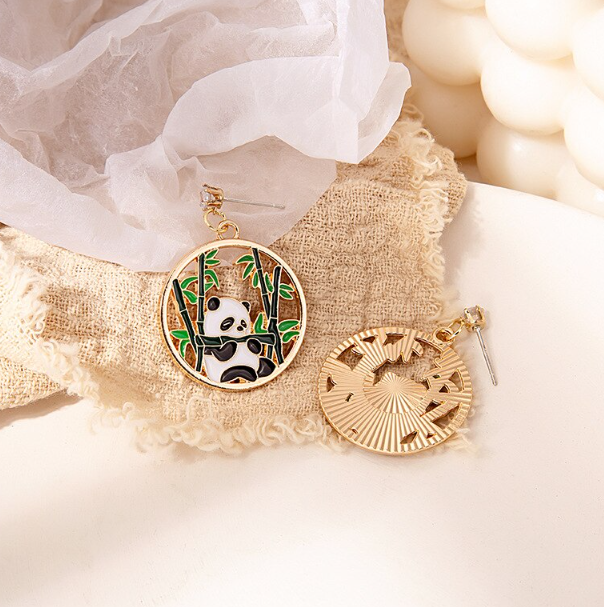 Aretes Panda