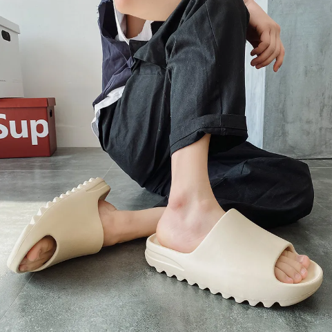 Sandalias / UNISEX / Colores disponibles