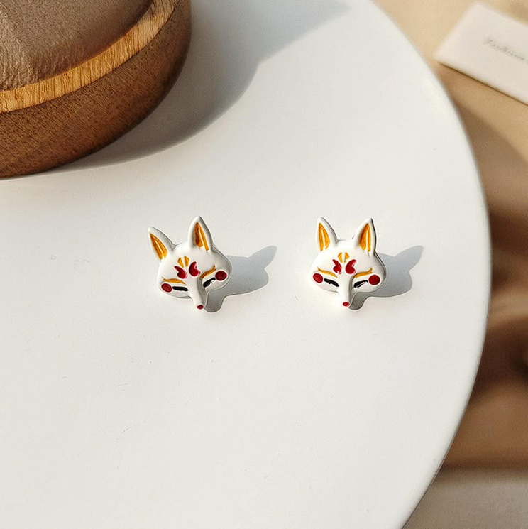Aretes Kitzune